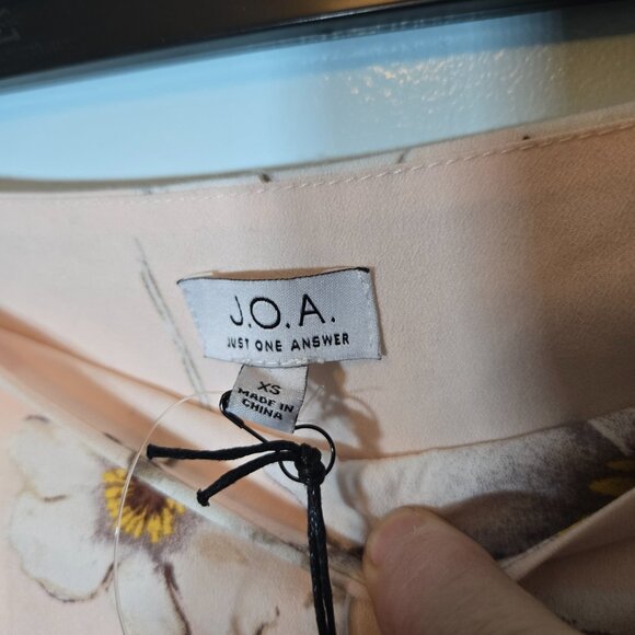 J.O.A. Women's Pink Floral Lace-Up Wide Leg Ankle Trousers Pants Size XS - Picture 3 of 5